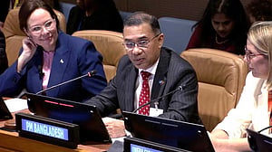 স্বাস্থ্য কার্ড চালু, এক লাখ স্বাস্থ্যকর্মী নিয়োগের পরিকল্পনার কথা জাতিসংঘে বললেন প্রধানমন্ত্রী