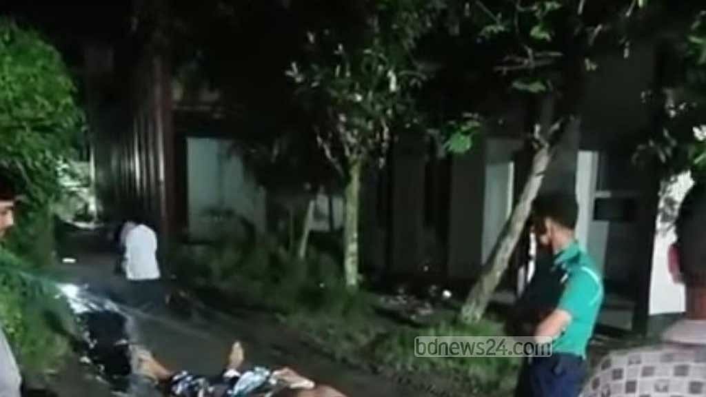 নড়াইলে সংঘর্ষে গুলিবিদ্ধ একজনের চিকিৎসাধীন অবস্থায় মৃত্যু