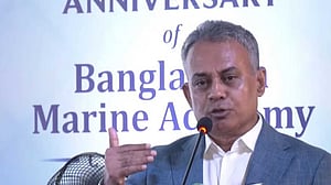 বন্দরের ব্যবস্থাপনা সমৃদ্ধ করতে দুয়ার খুলেছি: মন্ত্রী রবি