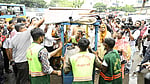 পল্টন মোড় থেকে নর্থ সাউথ রোড হকারমুক্ত ঘোষণা ডিএসসিসির