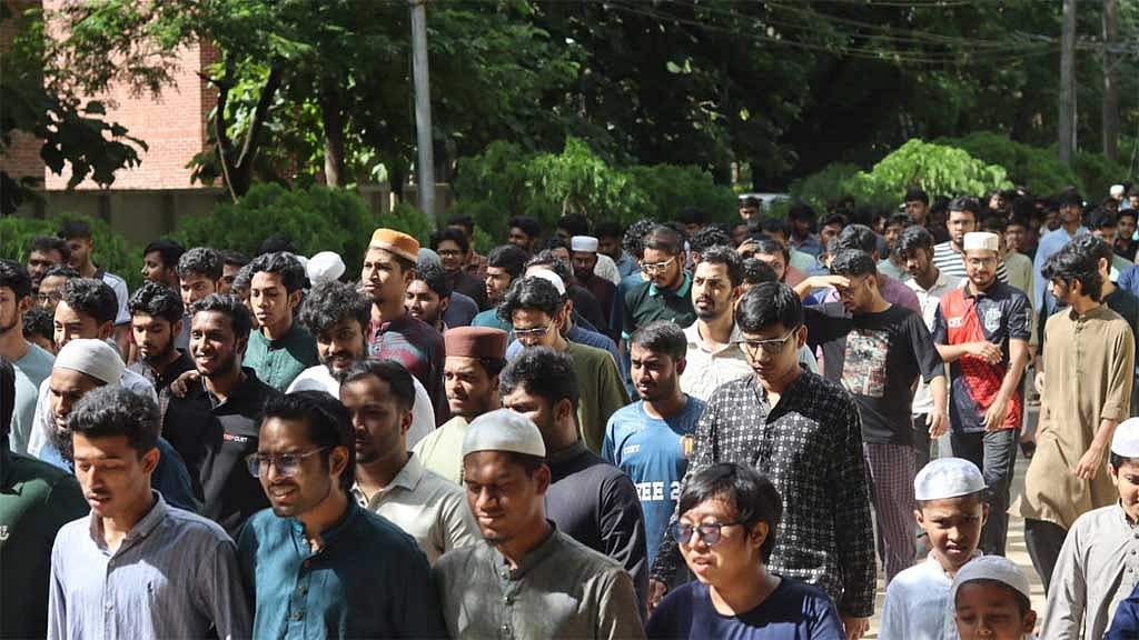 চুয়েটে নতুন উপাচার্য: শিক্ষার্থীদের ‘প্রত্যাখান’, লাগাতার কর্মবিরতির ডাক শিক্ষকদের