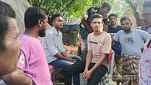 ‘মিছিলের প্রস্তুতি’: নওগাঁয় আওয়ামী লীগ পরিচয়ে ১১ জনকে পুলিশে দিল ছাত্রদল