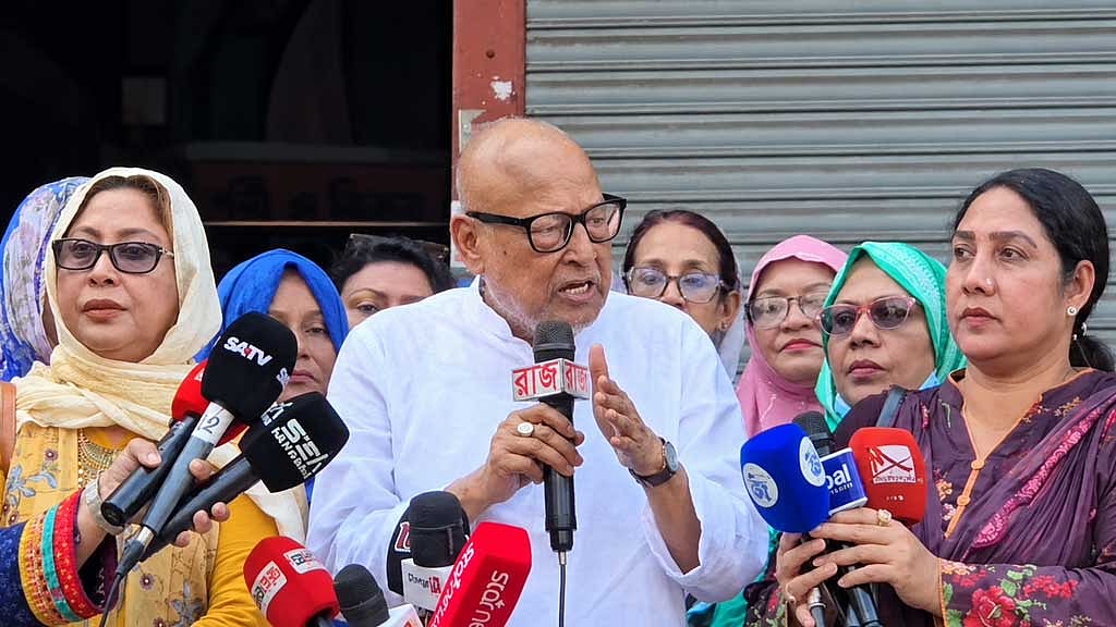 ‘কমন শত্রুর’ বিরুদ্ধে ঐক্য বহাল থাকুক: নজরুল ইসলাম খান