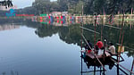 বড়শি ফেলে মাছ ধরার আয়োজন