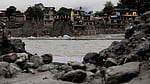 ভারতে ও নেপালে বন্যা, ভূমিধসে নিহত ১৯