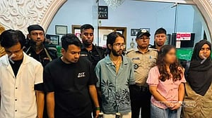 গাজীপুরে রিসোর্টে অভিযান, মাদকসহ গ্রেপ্তার ৪