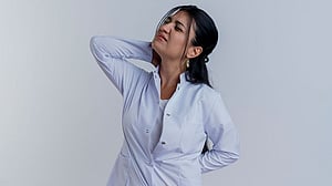 বিশ্রাম নেওয়ার পরও পিঠ ও কোমর ব্যথা না কমার কারণ