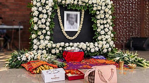 মদিনার মিষ্টান্ন, শ্রী ঘোষের দধি: সম্প্রীতির যে রেখা চোখে পড়ে না