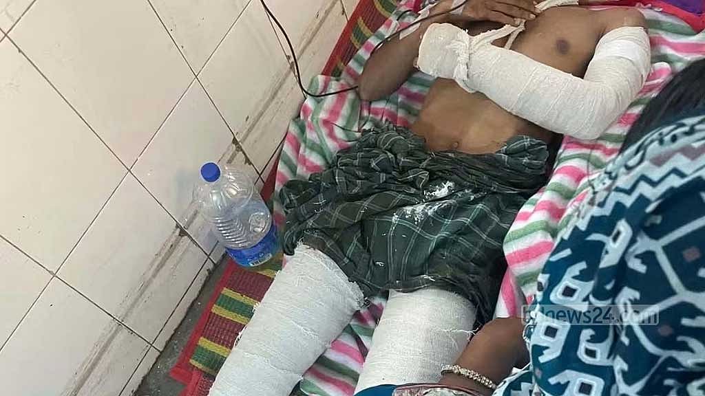 মানিকগঞ্জে ছাত্রলীগ নেতার হাত-পায়ের রগ কর্তন
