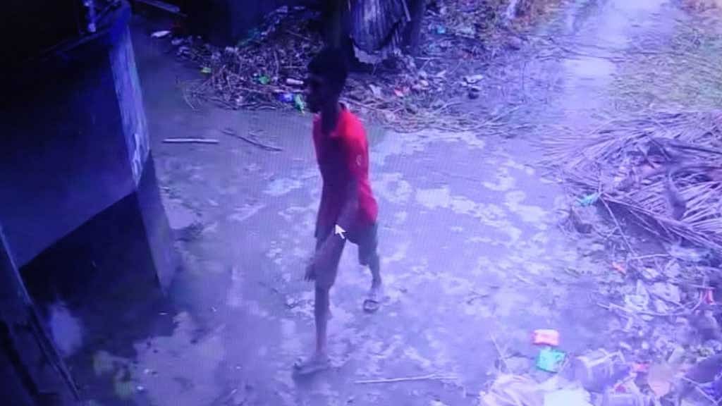 শরীয়তপুরে মন্দির থেকে ৪ পিতলের মূর্তি চুরি