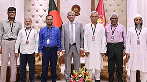 এআই এর নিয়ন্ত্রণহীন ব্যবহার না করার পরামর্শ রাষ্ট্রপতির
