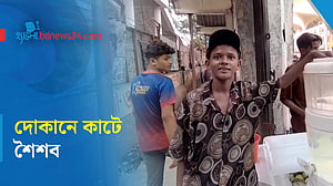 শরবত বিক্রি করে দিন কাটে শিশু রবিউলের