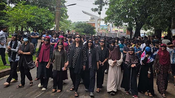 চুয়েট শিক্ষার্থীরা ক্লাসে ফিরছেন ৩৬ দিন পর