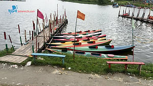 মামার সঙ্গে কায়াকিং
