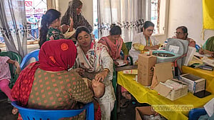 রাড্ডার স্বাস্থ্যকেন্দ্র ভাংচুর: খোয়া গেছে টিকার তথ্য, যন্ত্রপাতি হারিয়ে বিপাকে কর্মীরা