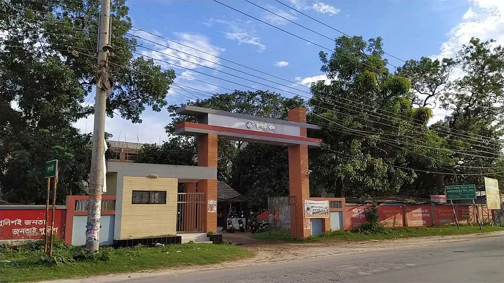 কুড়িগ্রামে কিশোরীকে ‘ধর্ষণচেষ্টা’, ব্লেডের আঘাতে আহত বৃদ্ধ