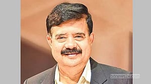 ‘আইনজীবীরা রাতে দোয়া করে...’: ক্ষমা চাইতে এমপিকে নোটিশ