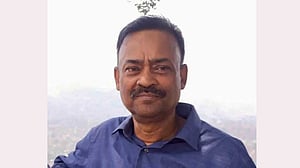 চট্টগ্রামে ট্রেনের ধাক্কায় সাবেক ছাত্রলীগ নেতার মৃত্যু