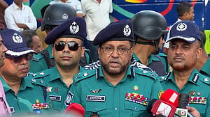 ফুলবাড়িয়া টার্মিনাল স্থানান্তর ‘তিন মাসের মধ্যে’: ডিএমপি কমিশনার