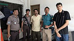 ‘ট্রাফিক সার্জেন্টের তৎপরতায়’ ছিনতাইকারীর হাত থেকে ফোন উদ্ধার