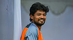টেস্ট দলের সঙ্গে যোগ দিচ্ছেন অধিনায়ক