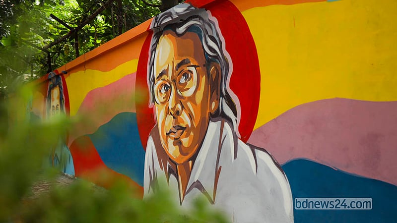ঢাকায় শিল্পকলা একাডেমির বিপরীত পাশের দেয়ালে আঁকা হয়েছে বিশ্বকবি রবীন্দ্রনাথ ঠাকুর, জাতীয় কবি কাজী নজরুল ইসলাম, ফকির লালন, শিল্পাচার্য জয়নুল আবেদিন, চলচ্চিত্রকার সত্যজিৎ রায় ও অভিনেতা হুমায়ূন ফরিদীসহ ১০ গুণীর প্রতিকৃতি। ছবি: শামছুল হক রিপন