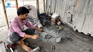 নানা সংকটে কামার শিল্প