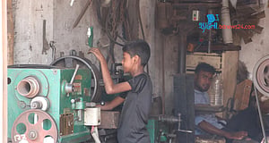 ঝুঁকিপূর্ণ কাজে শিশু