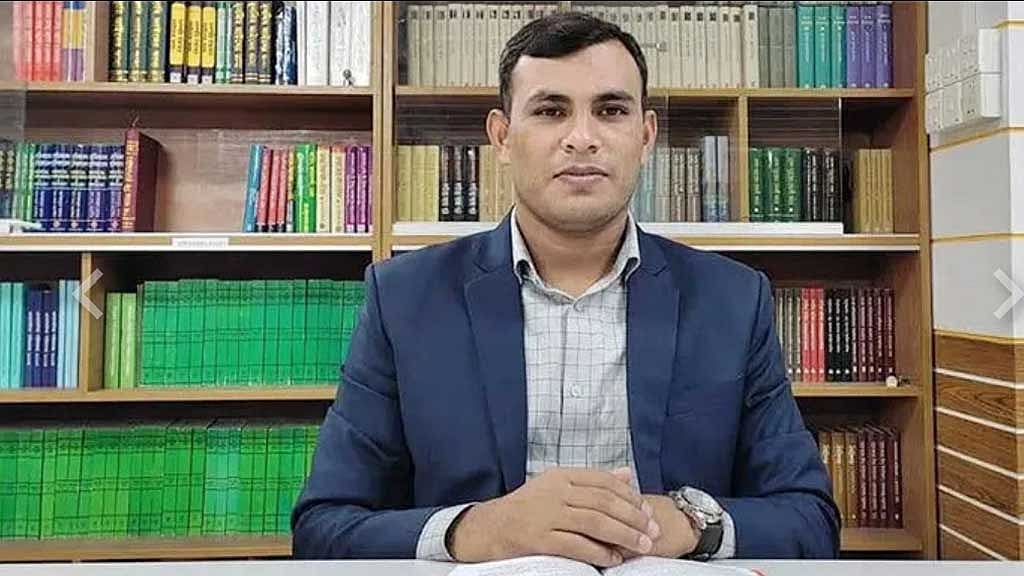 গাজীপুরে ছিনতাইকারী ধরতে গিয়ে ছুরিকাঘাতে এসআই আহত, আটক ২