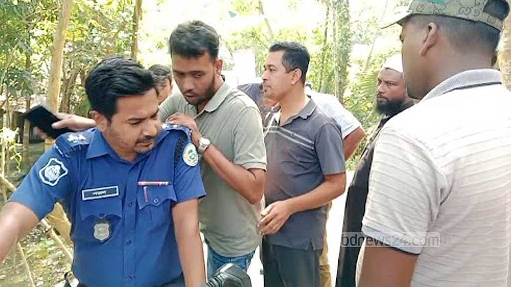 কলেজছাত্রকে তুলে নিয়ে নির্যাতনের অভিযোগে ছাত্রদল নেতা গ্রেপ্তার