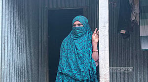 ফ্যামিলি কার্ডের কথা বলে নেওয়া হয় বিধবার টিপসই, পরে জানলেন ‘বিয়ে হয়ে গেছে’