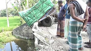 লালমনিরহাটে সকালে হাঁটতে বেরিয়ে ট্রাকচাপায় দুই নারীর মৃত্যু