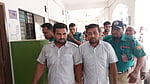 ১৬ কোটি টাকার সোনা উদ্ধার: দুই বিমানকর্মীর ‘স্বীকারোক্তি’