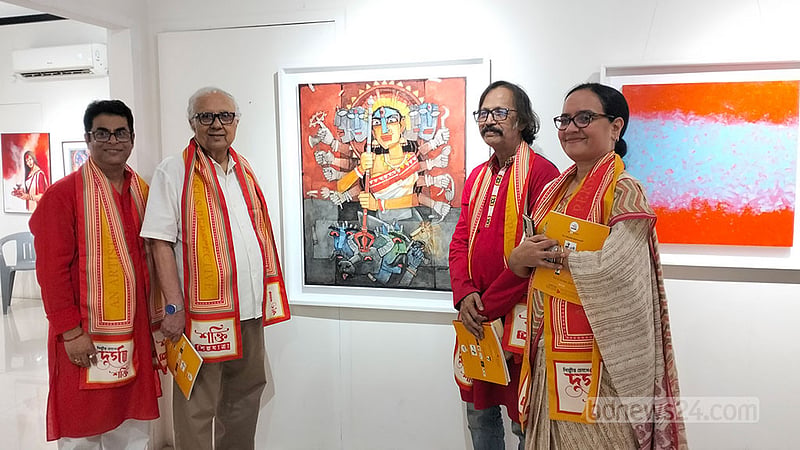 শিল্পীর কল্পনায় দেবী দুর্গা, এক প্রদর্শনীতে নানান রূপ