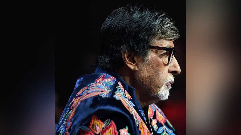 যে সিনেমার শুটিংয়ে মৃত্যুর মুখে পড়েছিলেন অমিতাভ