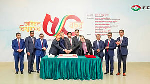 ‘সুশাসনে’ জোর দিয়ে ৫০ বছর উদযাপনে আইএফআইসি ব্যাংক