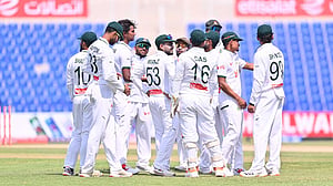হাসানের হ্যাটট্রিক, মুশফিক-শান্তর জুটিতে বাংলাদেশের দারুণ দিন