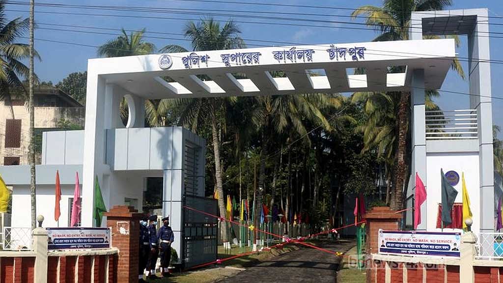 চাঁদপুরে মাদকসহ গ্রেপ্তার ২০, ‘কিশোর গ্যাং’ বিরোধী অভিযানে আটক ৭০