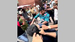 ধানমন্ডিতে রোটনের জানাজায় অংশ নিতে জড়ো হওয়াদের মারধর