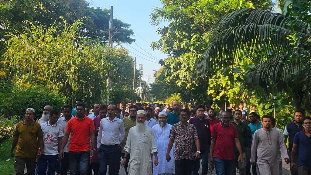 চুয়েট: নতুন উপাচার্যকে ‘অসহযোগিতার’ ঘোষণা শিক্ষক-কর্মচারীদের