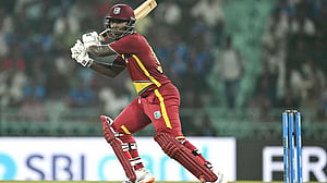 পাওয়েল ও রাদারফোর্ডকে আইসিসির তিরস্কার