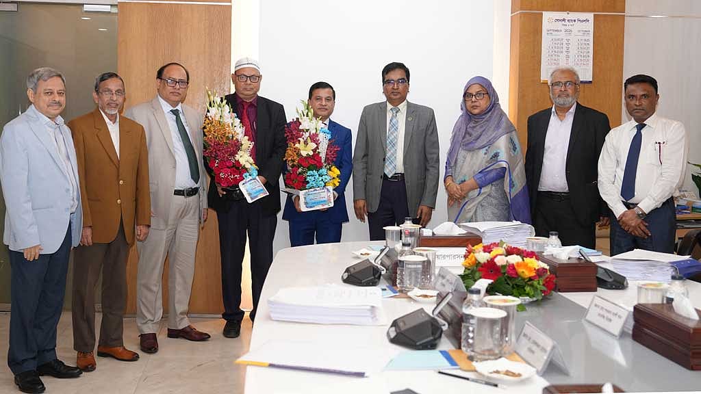 নতুন ২ ডিএমডিকে শুভেচ্ছা সোনালী ব্যাংকের