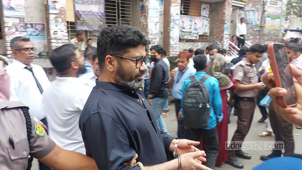 হাসনাত আব্দুল্লাহর ছেলে মঈনউদ্দিন এবার হত্যা মামলায় গ্রেপ্তার