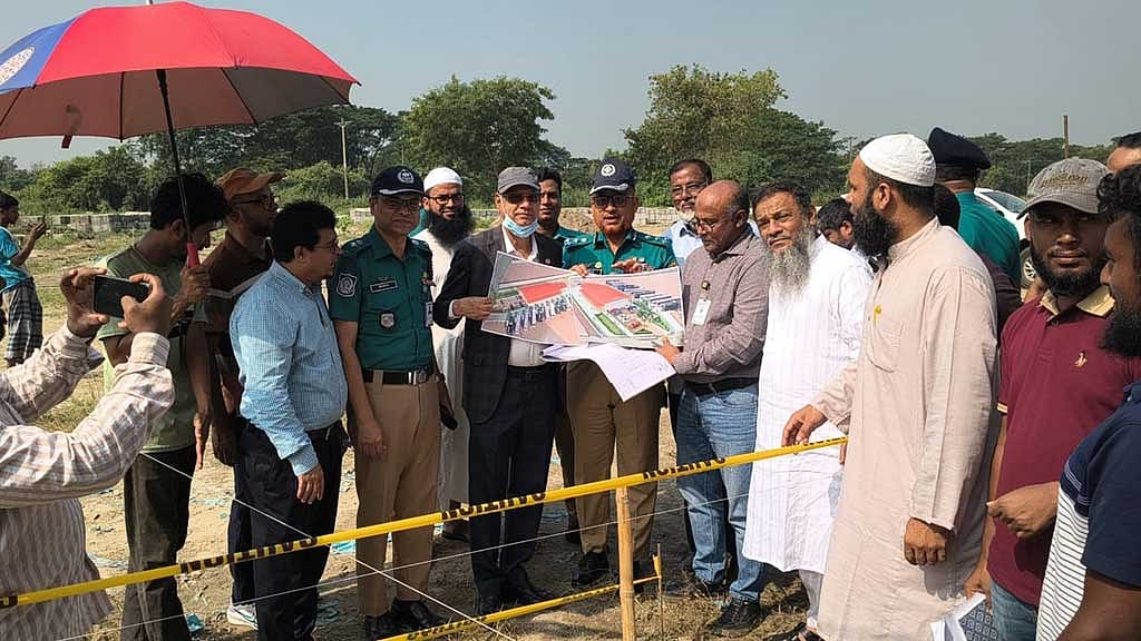 ঢাকার ‘চাপ কমাতে’ কেরানীগঞ্জে অস্থায়ী বাস টার্মিনাল উদ্বোধন