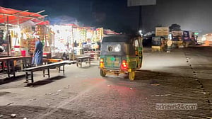রাতের অটোরিকশা: ‘বিপদের ভরসাই’ যখন বিপজ্জনক