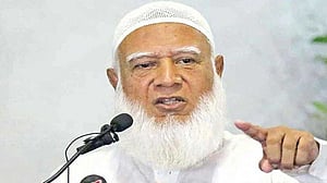 ইউনূসকে হেনস্তা: দ্রুত পদক্ষেপ নিতে সরকারকে আহ্বান শফিকুরের