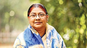 অসুস্থ হয়ে হাসপাতালে অভিনেত্রী খালেদা আক্তার কল্পনা