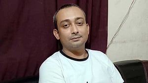 নিরাময় কেন্দ্রে পাঠানো নিয়ে বিরোধে ‘ছেলের ছুরিকাঘাতে’ নিহত মা