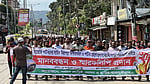 ২৪ ঘণ্টার মধ্যে সাজেক খুলে দেওয়ার দাবিতে খাগড়াছড়িতে বিক্ষোভ