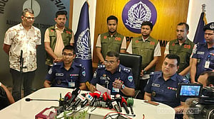 টিকটকের ‘ফ্যান্টাসি’তে মোবাইল বিক্রি করে ঘর ছাড়ে প্রাথমিকের ৪ ছাত্রী: পুলিশ